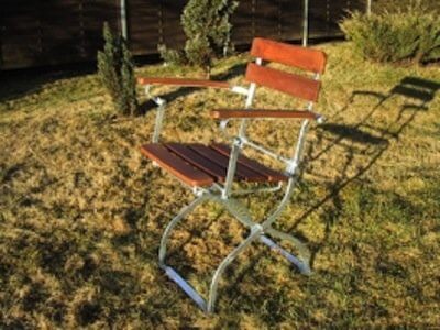 Stapelstühle, Terrassenmöbel und Biergartenmöbel