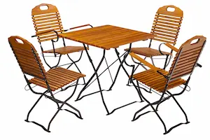 Diese Biergartengarnitur besteht aus einem Tisch 75 cm X 75cm, zwei Biergartensesseln und zwei Biergartenstühlen. Biergartengarnitur kombination