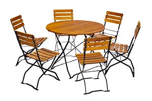 Biergartentisch mit sechs Stühle