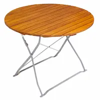 <h3>Diese Biergartenmöbel haben einen Lasur, der nie abblättert</h3>Rundtisch 100 cm, Tischbeine verzinkt, Tischplatte ist ein Lattensystem aus Robinienholz, braun lasiert, mit einer nicht abblätternden Dünnschichtlasur. Rundtisch 100cm für Biergartenmöbel