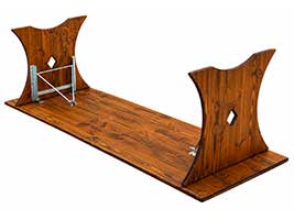 Metallbeschlag an der Tischunterseite Unteransicht des Biertisches Modell 308 mit Metallbeschlag und Klappmechanismus