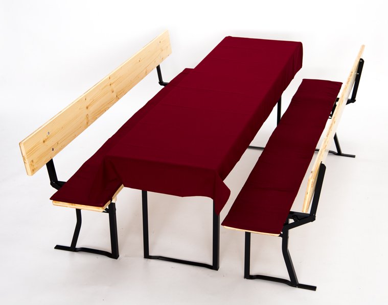 Sitzpolster und Tischschdecke bordeaux