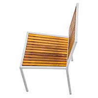 Die stapelbaren Stühle und Sessel haben erhebliche Vorteile gegenüber anderen Stühlen, weil man nach oben meistens viel Platz hat. Zur Lagerung können Sie mehr als 20 Stühle übereinander stapeln. Dann benötigen 20 Stapelstühle nur noch den Platz von einem Stuhl. Mehr als 20 dieser Terrassenmöbel sind übereinander stapelbar