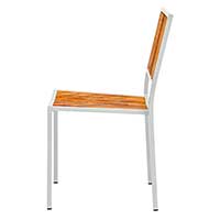 Das Stahlgestell ist feuerverzinkt. Auch wenn die Gestelle in Ihrer Wunschfarbe pulverbeschichtet sind, wird das Metallgestell als Grundierung grundsätzlich verzinkt. Diese Untergestelle zusammen mit dem verwendeten Robinienholz machen diese Terrassenmöbel perfekt zur Verwendung im Outdoor-Bereich. Perfekte Terrassenmöbel für den Außenbereich