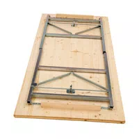 Zusammengeklappt sind diese Theken nur 6 cm flach und stapelbar. Zum Transport gemischt mit Klappmöbel in einem Transportgestell oder das Transportgestell gefüllt mit 20 Theken ist kein Problem. Theken klappbar 220 cm lang